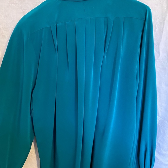 Chic and Silky Teal Blouse with decorative collar and long sleeves size XL - Picture 4 of 4